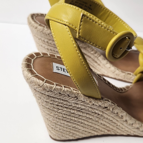 STEVE MADDEN - NOVAH WOMENS FAUX LEATHER SLINGBACK WEDGE SANDALS - Size 7 - Picture 3 of 10